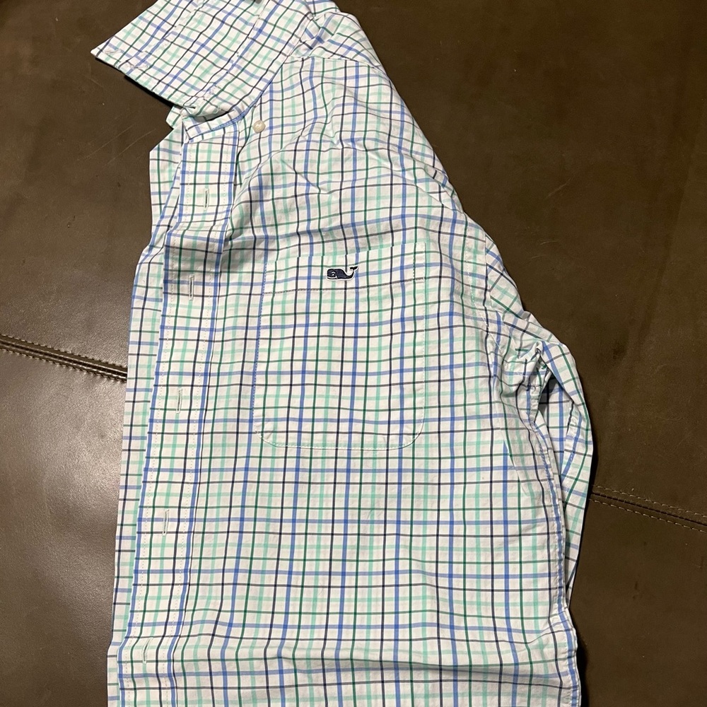 Vineyard vines long sleeve small (tucker shirt)